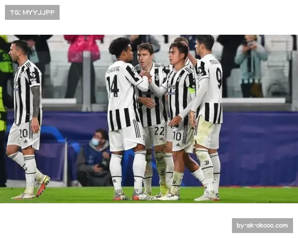 拜仁提前六轮锁定欧冠资格，成欧洲第二支确认球队